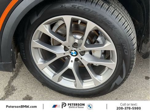 Used 2023 BMW X5 xDrive40i AWD/4WD image 10