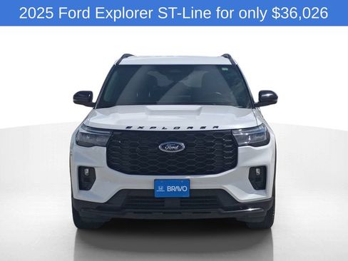 Used 2025 Ford Explorer ST-Line w/ Premium Package RWD image 2