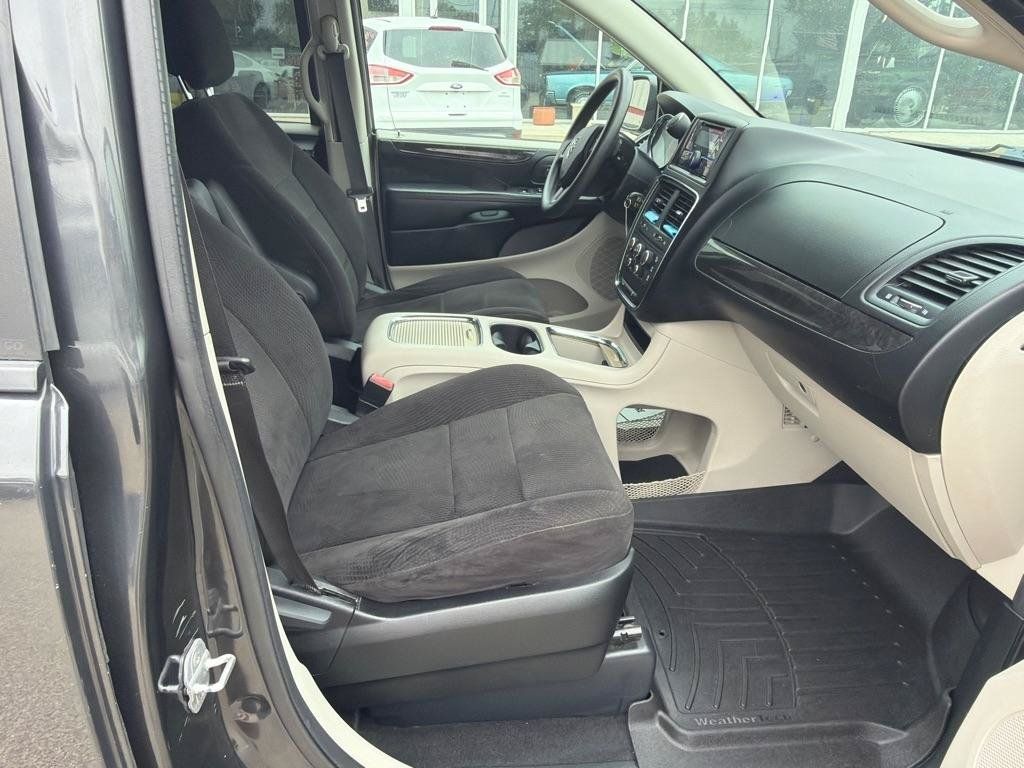 Used 2012 Dodge Grand Caravan SXT FWD image 8