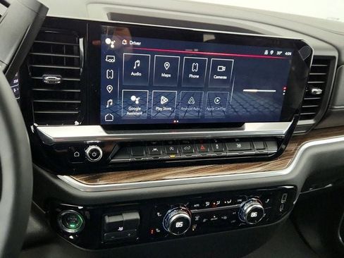 Used 2025 GMC Sierra 1500 Elevation image 16