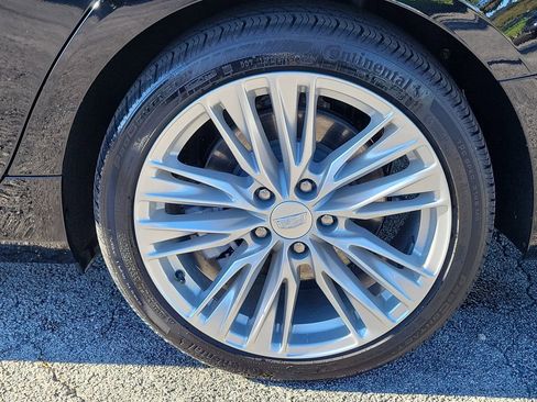 Used 2025 Cadillac CT4 Premium Luxury image 10