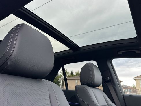 New 2026 Mercedes-Benz GLE 450 4MATIC image 17