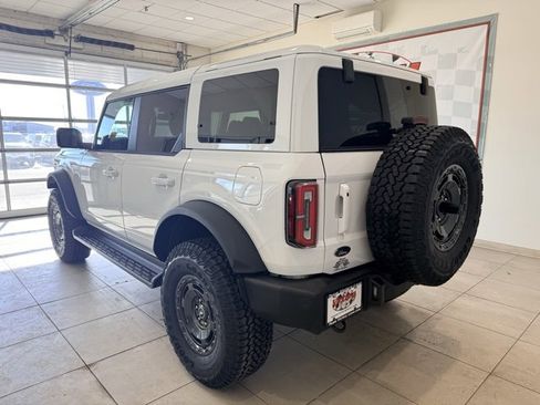 New 2025 Ford Bronco Outer Banks w/ Sasquatch Package image 12