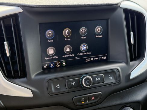 Used 2024 GMC Terrain SLE image 20