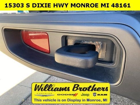 Used 2020 Jeep Gladiator Sport w/ Quick Order Package 24S image 25