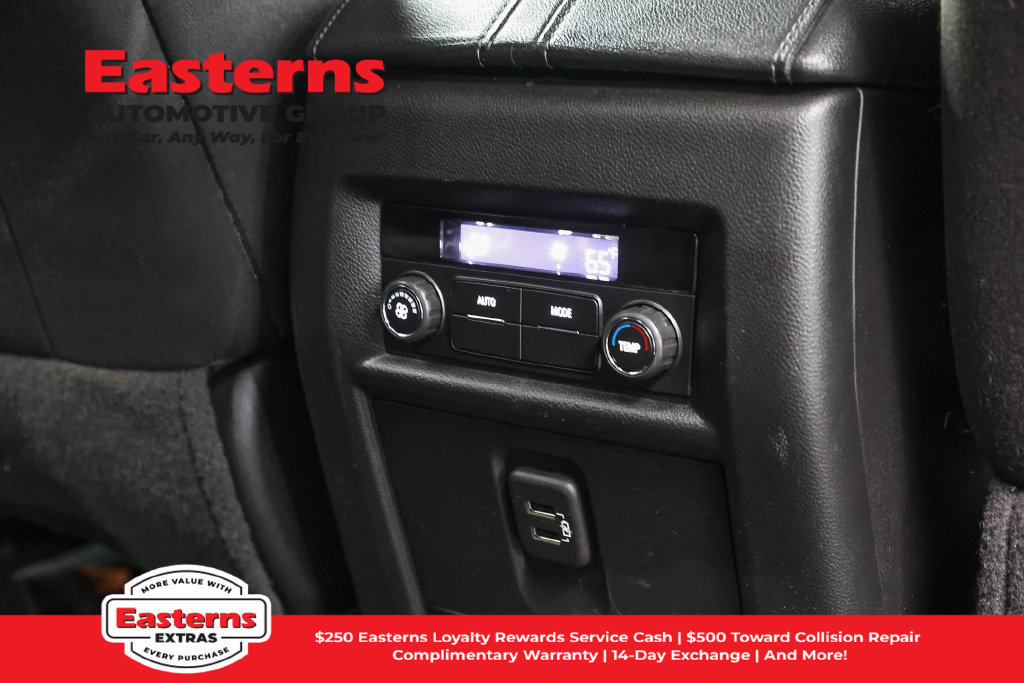 Used 2023 Chevrolet Traverse LT AWD/4WD image 23