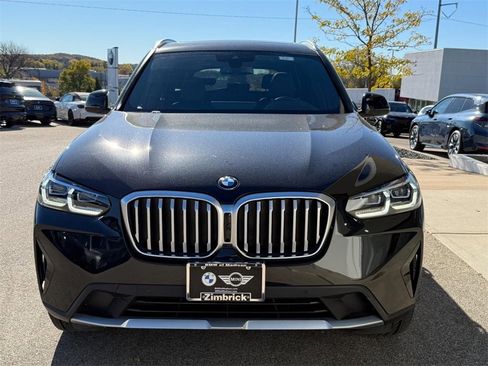 Used 2024 BMW X3 xDrive30i w/ Premium Package image 9