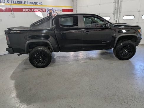 Used 2018 Chevrolet Colorado ZR2 w/ ZR2 Midnight Special Edition image 8
