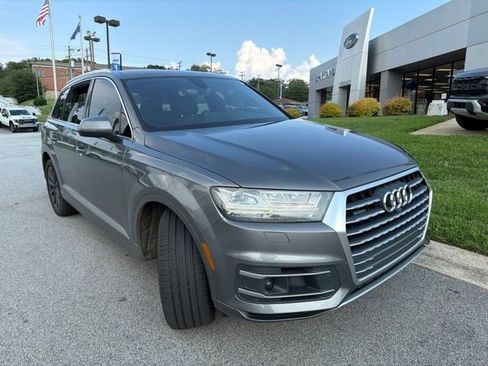 Used 2017 Audi Q7 3.0T Premium Plus AWD/4WD image 3