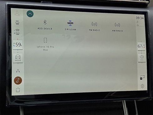 New 2026 Land Rover Range Rover Velar Dynamic SE image 17