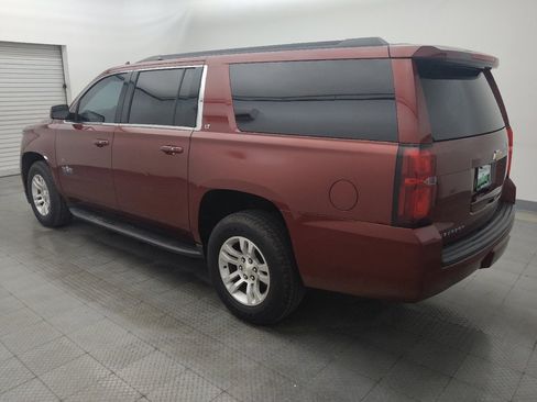 Used 2016 Chevrolet Suburban LT RWD image 3