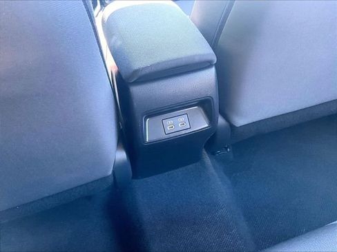 Used 2024 Toyota Corolla LE FWD image 28