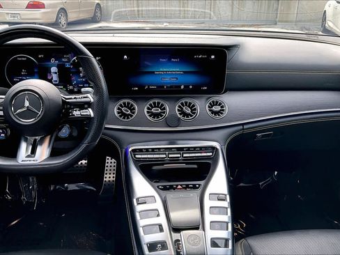 Used 2022 Mercedes-Benz AMG GT 43 image 7