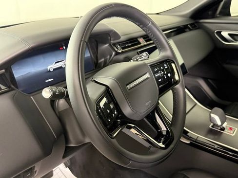 New 2026 Land Rover Range Rover Velar Dynamic SE image 15