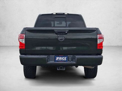 Used 2019 Nissan Titan PRO-4X AWD/4WD image 7