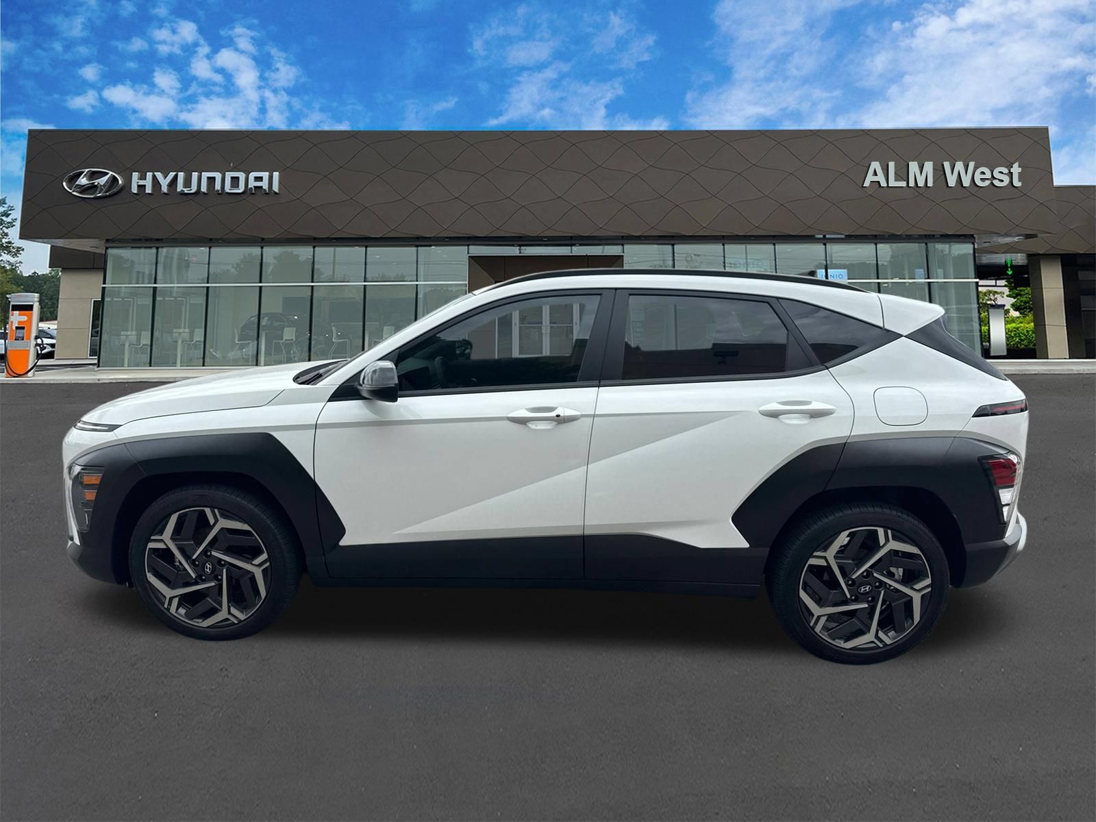 Used 2026 Hyundai Kona SEL Premium FWD image 8