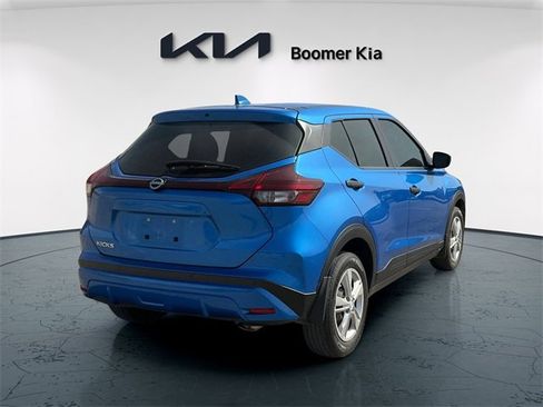 Used 2023 Nissan Kicks S image 5