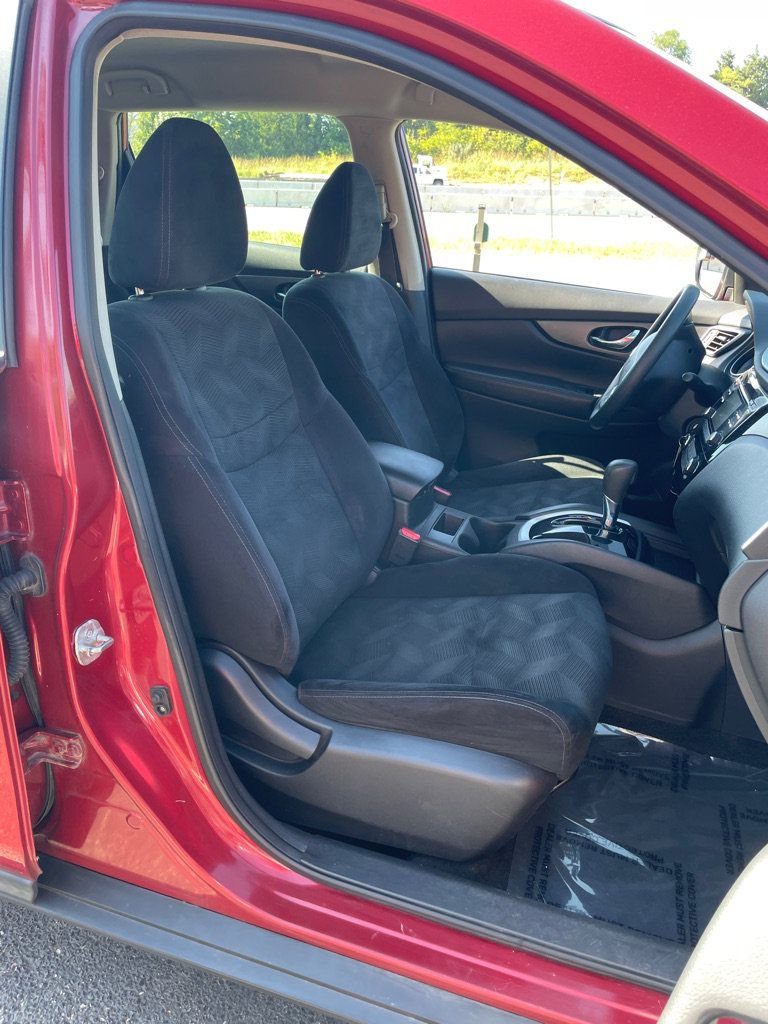 Used 2014 Nissan Rogue S AWD/4WD image 23