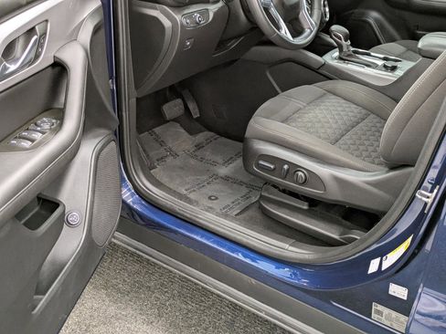 Used 2022 Chevrolet Blazer LT image 18