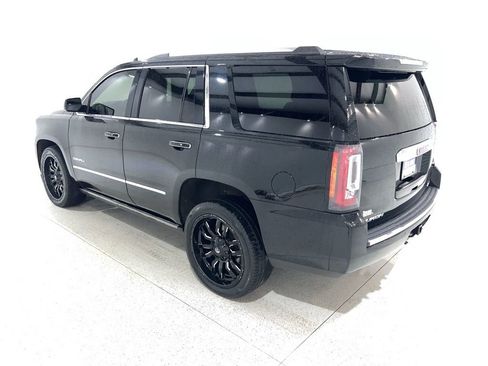 Used 2018 GMC Yukon Denali w/ Denali Ultimate Package image 3