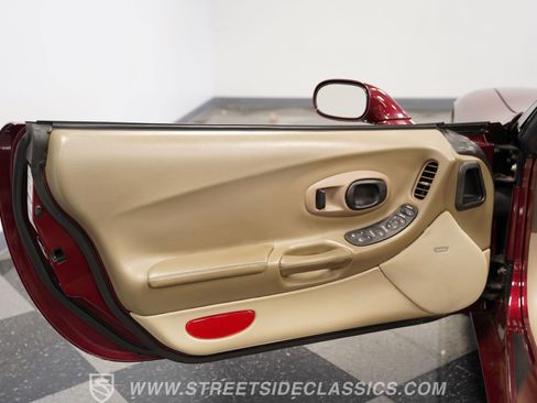 Used 2003 Chevrolet Corvette Convertible w/ Preferred Equipment Group1 RWD image 38