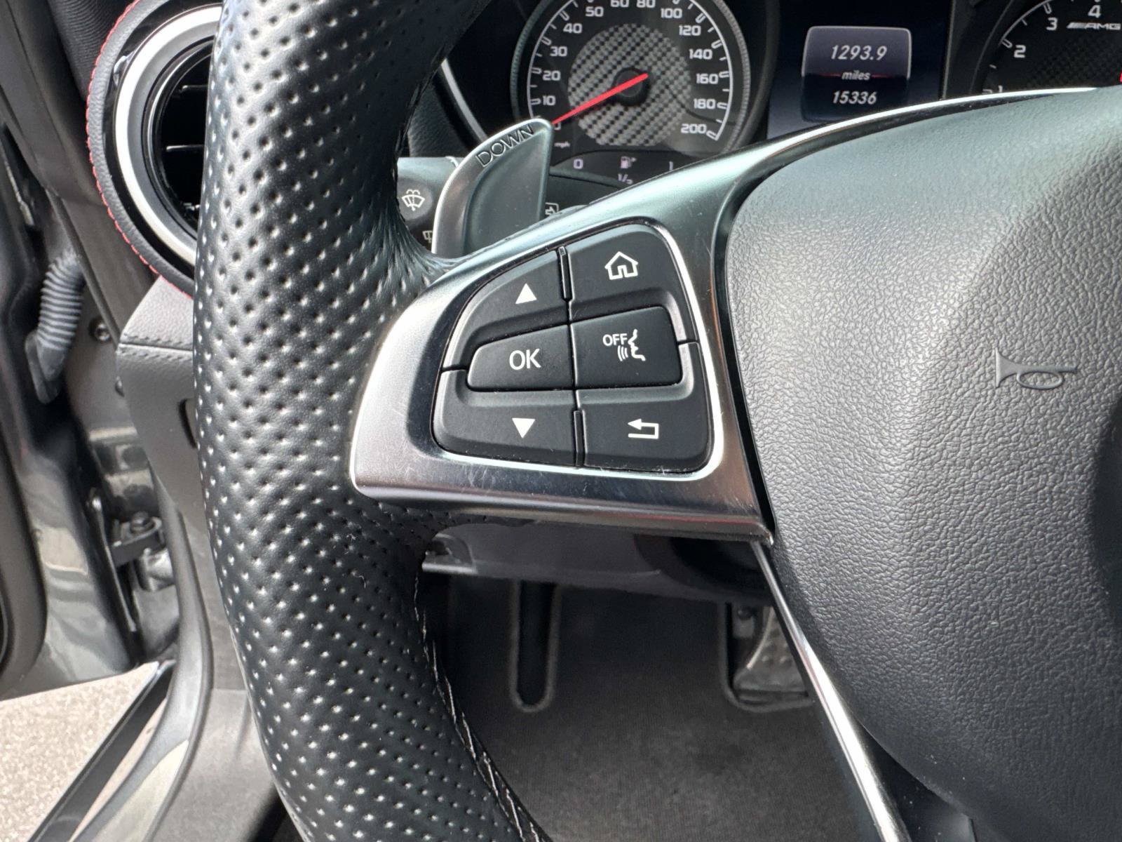 Used 2018 Mercedes-Benz AMG GT Roadster image 24