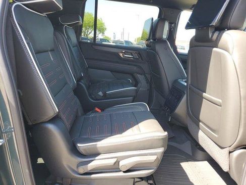 New 2026 GMC Yukon XL AT4 Ultimate image 12
