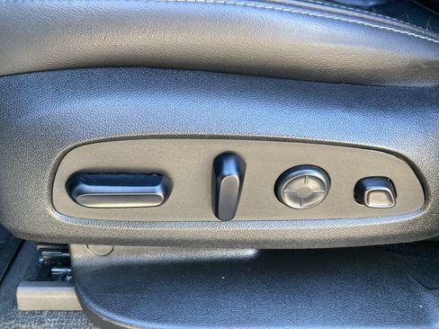 Certified 2021 Buick Enclave Avenir w/ Avenir Technology Package image 33