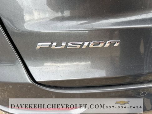 Used 2019 Ford Fusion SEL image 18