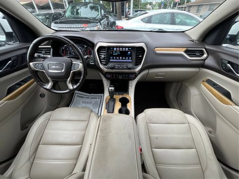 Used 2018 GMC Acadia Denali w/ Technology Package FWD image 28