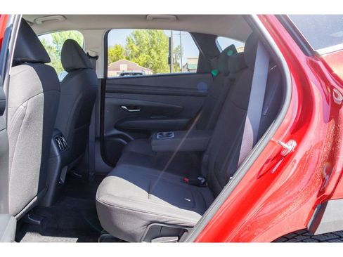 Used 2025 Hyundai Tucson SEL AWD/4WD image 13