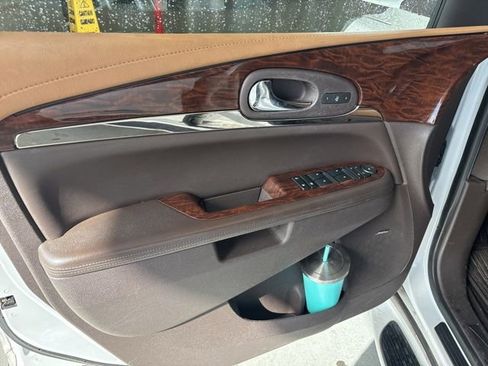Used 2017 Buick Enclave Premium FWD image 15