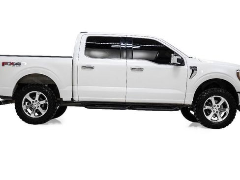 Used 2021 Ford F150 Lariat w/ Equipment Group 502A High AWD/4WD image 5