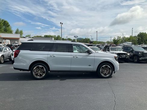 New 2026 Ford Expedition Max King Ranch AWD/4WD image 4