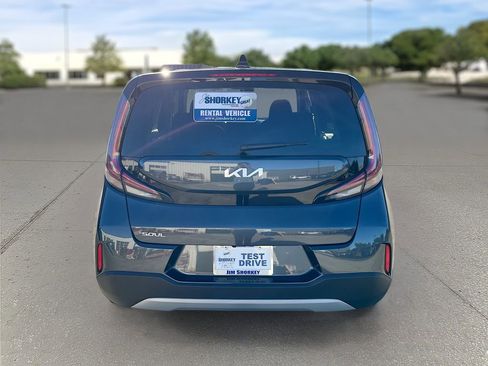 Certified 2025 Kia Soul LX w/ LX Technology Package image 5