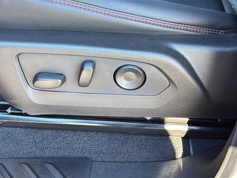 Used 2026 Chevrolet Colorado Z71 w/ Technology Package image 11