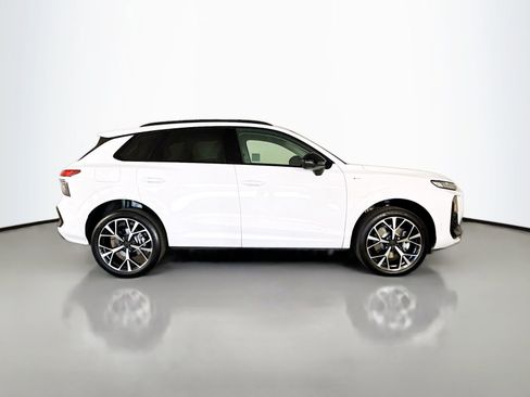 New 2026 Audi Q3 quattro 2.0T image 8