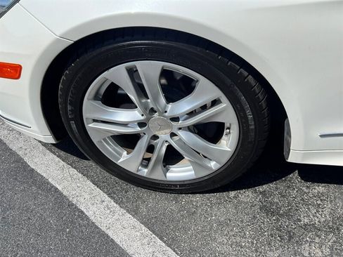 Used 2011 Mercedes-Benz E 350 Coupe image 14