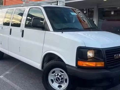 Used 2013 GMC Savana 2500 w/ Cold Climate Package image 2