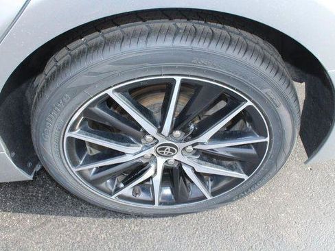 Certified 2021 Toyota Camry SE FWD image 7