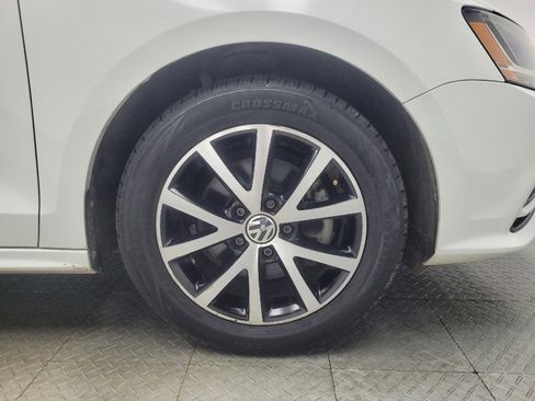 Used 2017 Volkswagen Jetta SE FWD image 31