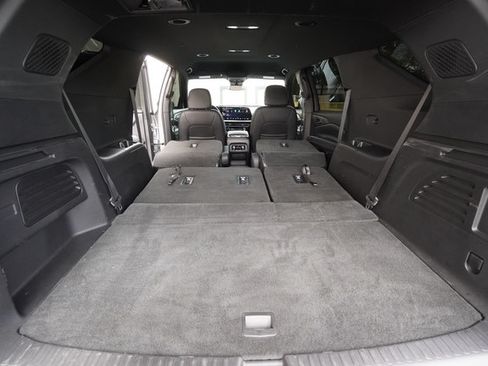 Used 2026 Chevrolet Traverse LT FWD image 28