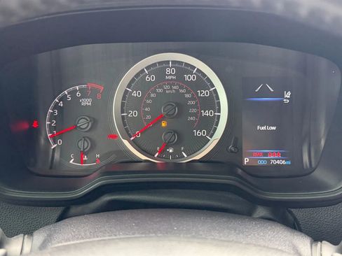 Used 2022 Toyota Corolla SE FWD image 25