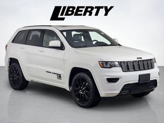Used 2018 Jeep Grand Cherokee Altitude AWD/4WD 360° Tour