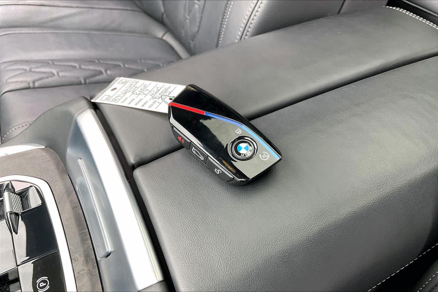 Used 2024 BMW X7 M60i w/ Executive Package AWD/4WD image 14