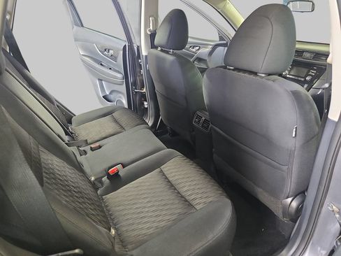 Used 2017 Nissan Rogue SV AWD/4WD image 13