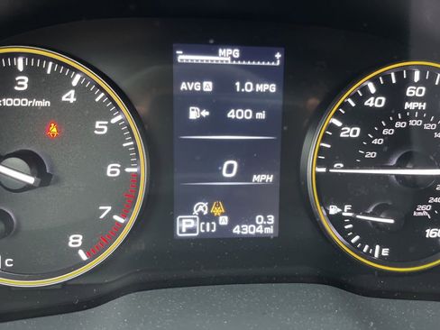 Certified 2025 Subaru Crosstrek 2.5i Sport w/ Crosstrek Mirror Package image 15