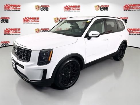 Used 2022 Kia Telluride EX w/ EX Premium Package image 15