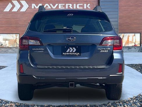 Used 2017 Subaru Outback 2.5i AWD/4WD image 6