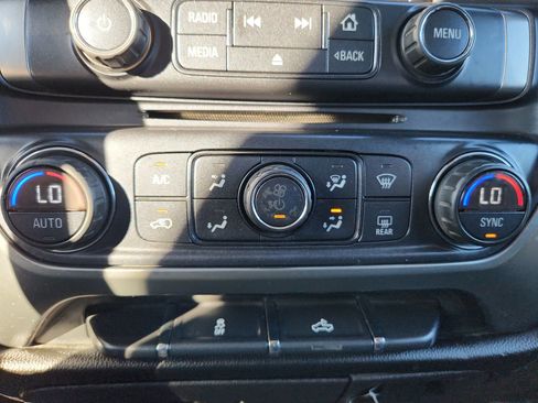 Used 2018 Chevrolet Silverado 1500 LT w/ All Star Edition image 16